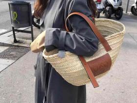 LOEWE/罗意威 2018年新款编织篮子形草编包