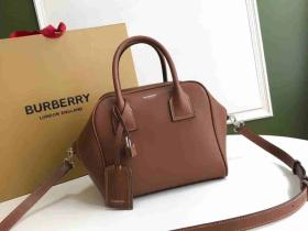 Burberry/巴宝莉 Cube - 小号棕色皮革立方包 80148701