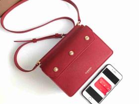 Burberry/巴宝莉 Title - 迷你口袋细节皮革泰尔特手袋 80160551