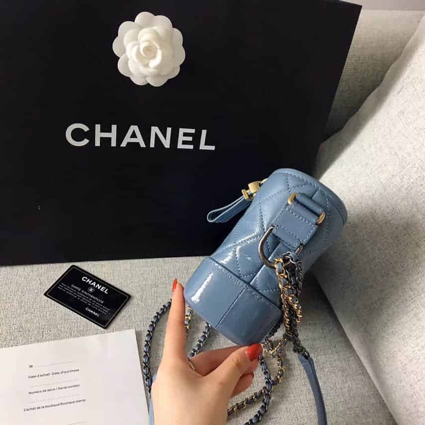 香奈儿（Chanel）18新款羊皮渐变雾霾蓝GABRIELLE流浪包