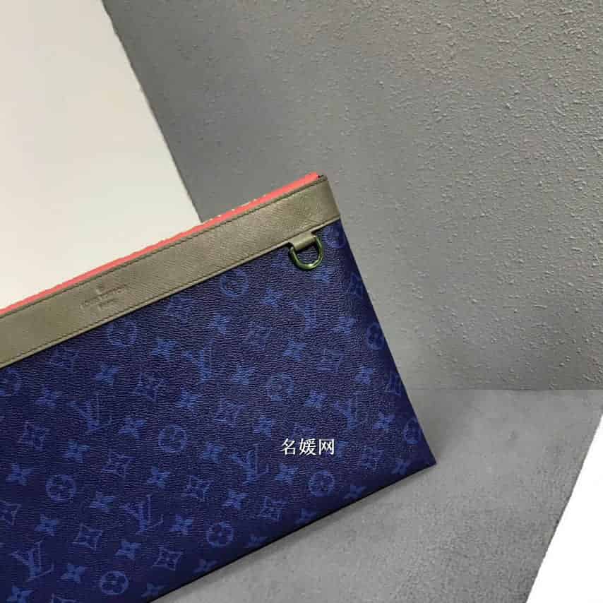 路易威登LV 18春夏新品蓝色涂层彩色金属Pochette Apollo手拿包M63047