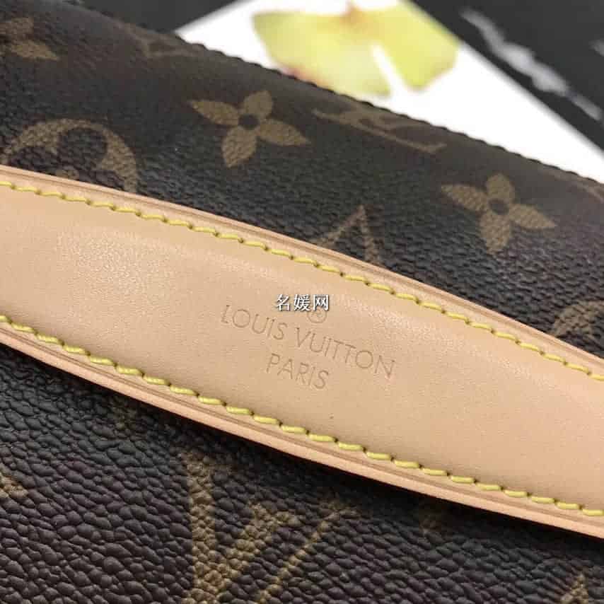 LV/路易威登 BUMBAG 情侣腰包新款老花胸包斜挎包M43644 明星同款