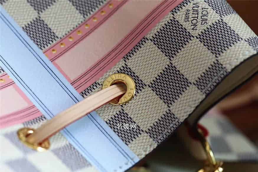 Louis Vuitton路易威登LV挂锁丝印图案 白格NeoNoe水桶包N41066