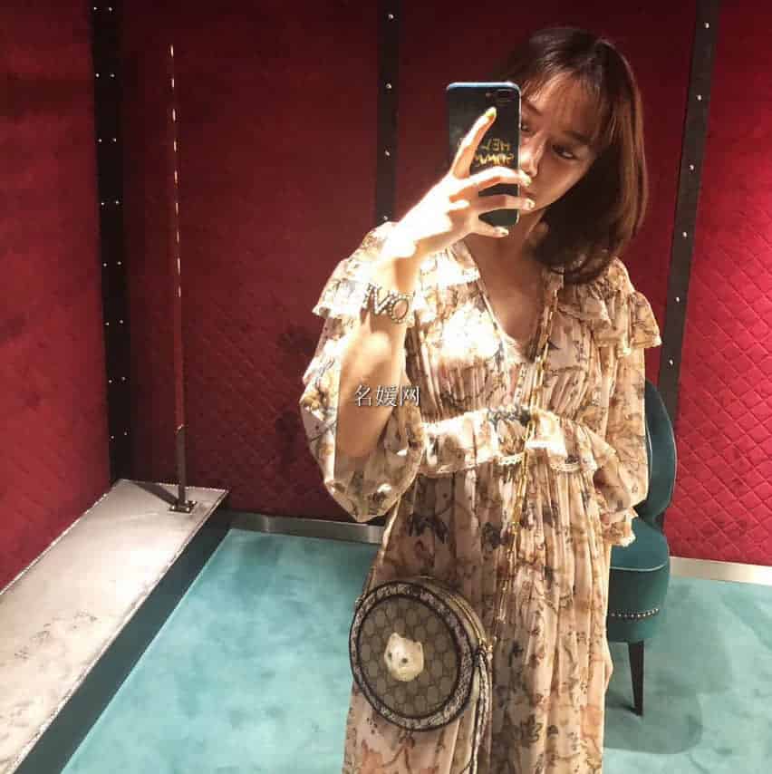 Gucci/古奇/古驰Patchwork猫咪蛇皮圆形包499823 96ICG 9747