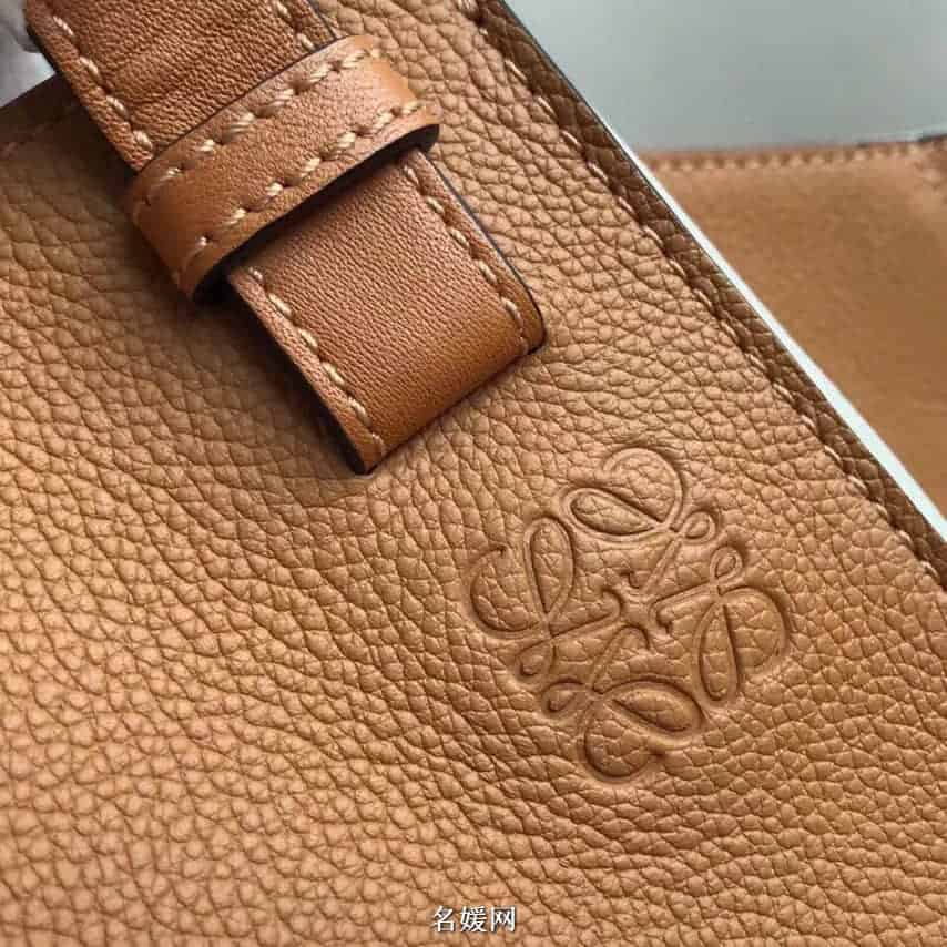 LOEWE罗意威 2018新款Hammock系列荔枝皮拼色手提包吊床包