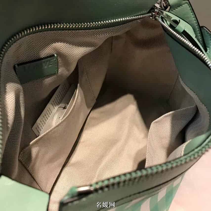 LOEWE罗意威 18新款Puzzle特别版 法式小格纹系列图案中号几何包 三色