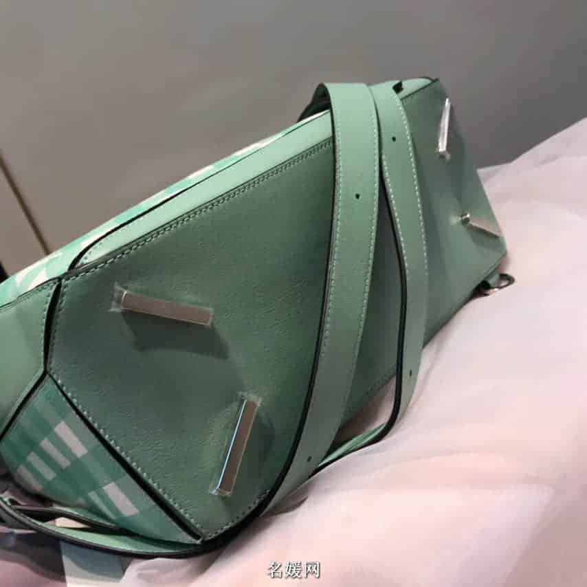 LOEWE罗意威 18新款Puzzle特别版 法式小格纹系列图案中号几何包 三色