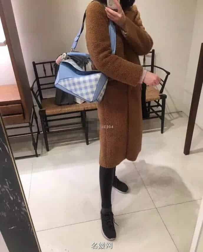 LOEWE罗意威 18新款Puzzle特别版 法式小格纹系列图案中号几何包 三色