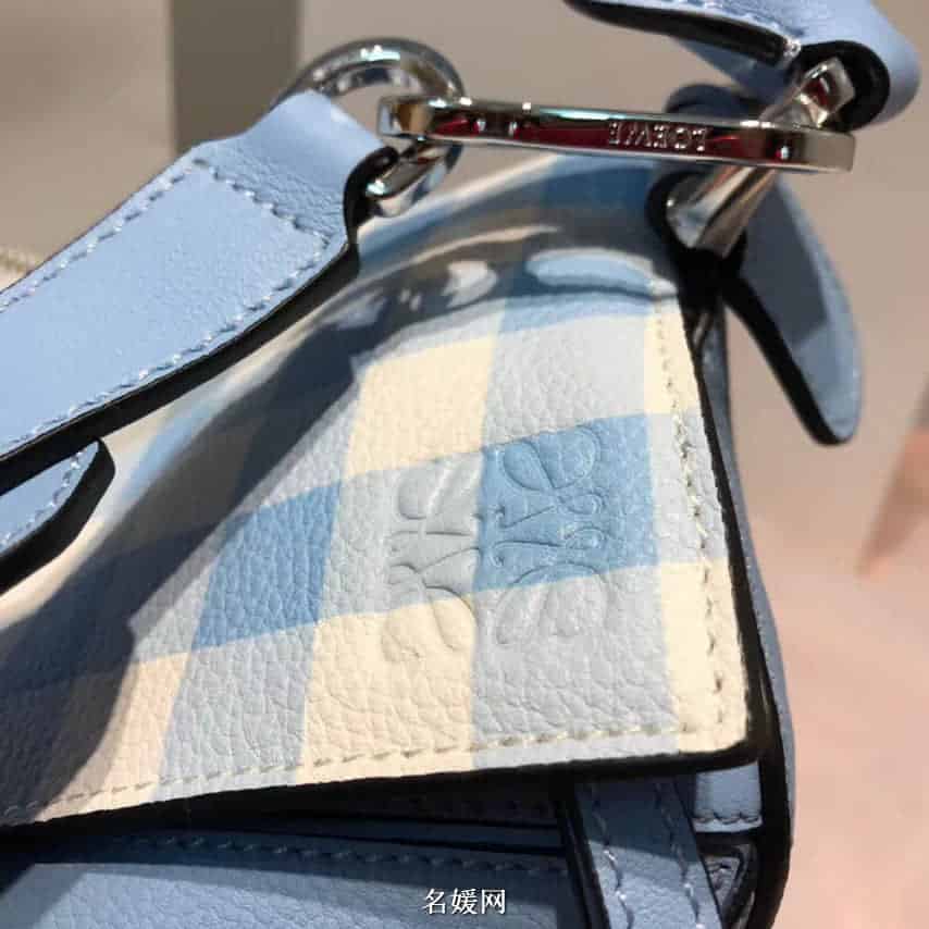 LOEWE罗意威 18新款Puzzle特别版 法式小格纹系列图案中号几何包 三色