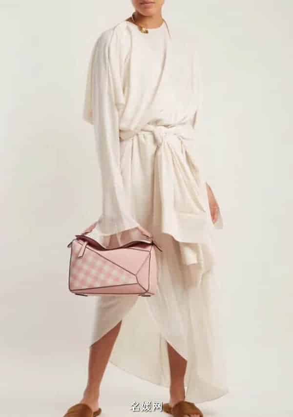 LOEWE罗意威 18新款Puzzle特别版 法式小格纹系列图案中号几何包 三色