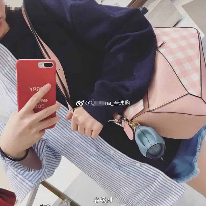 LOEWE罗意威 18新款Puzzle特别版 法式小格纹系列图案中号几何包 三色