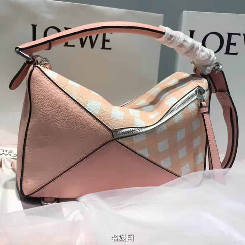 LOEWE罗意威 18新款Puzzle特别版 法式小格纹系列图案中号几何包 三色