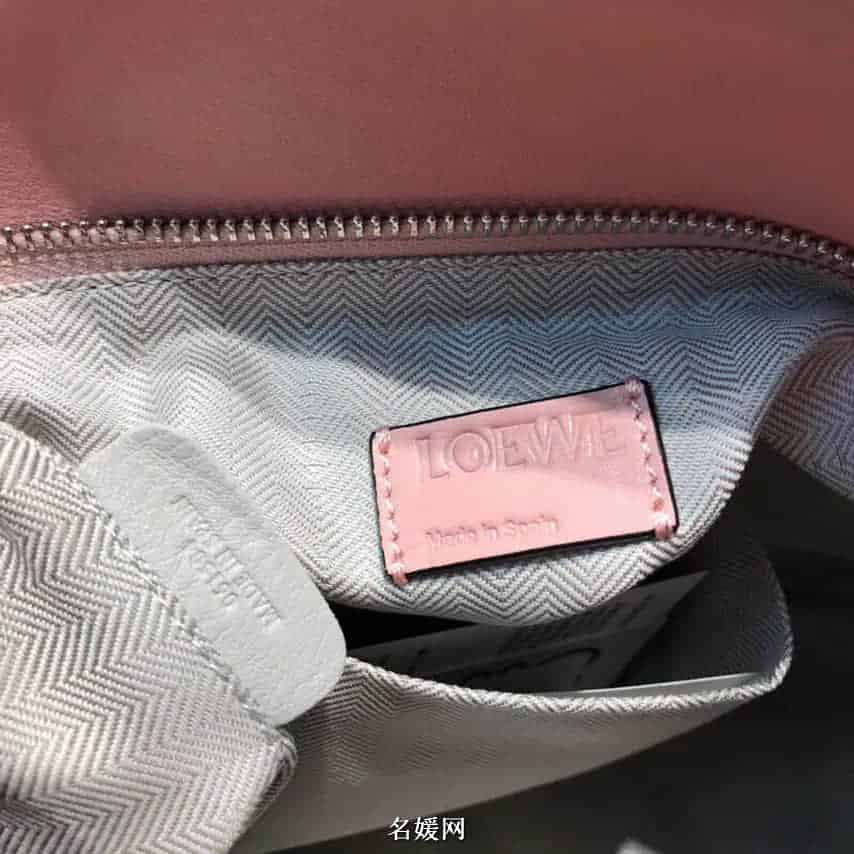 LOEWE罗意威 18新款Puzzle特别版 法式小格纹系列图案中号几何包 三色