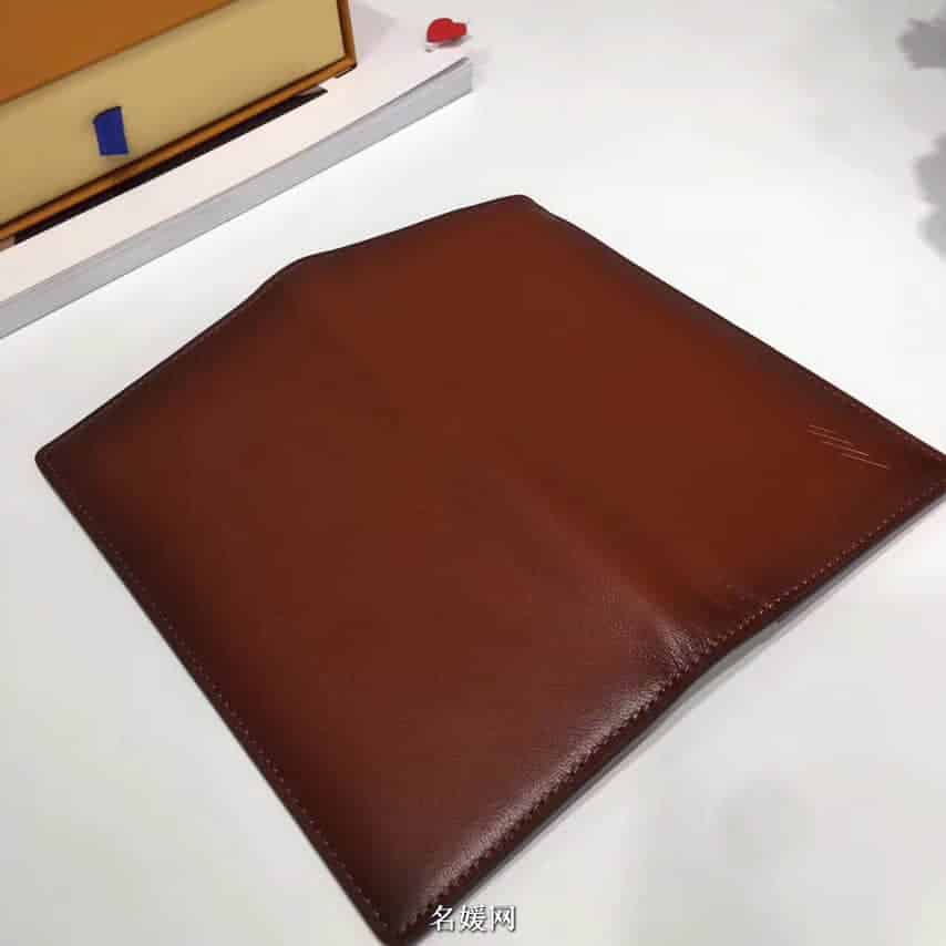 LV/路易威登 小牛皮 Ombre Brazza 长款对折钱夹M61195 M61196