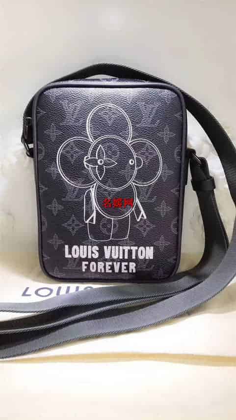 LV/路易威登 18新款 太阳花 Vivienne Danube PM 相机包 M43677