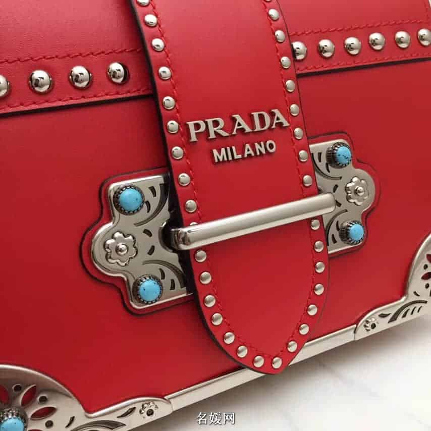 PRADA/普拉达 18新款铆钉装饰拼色 Cahier手袋  1BD045 七色