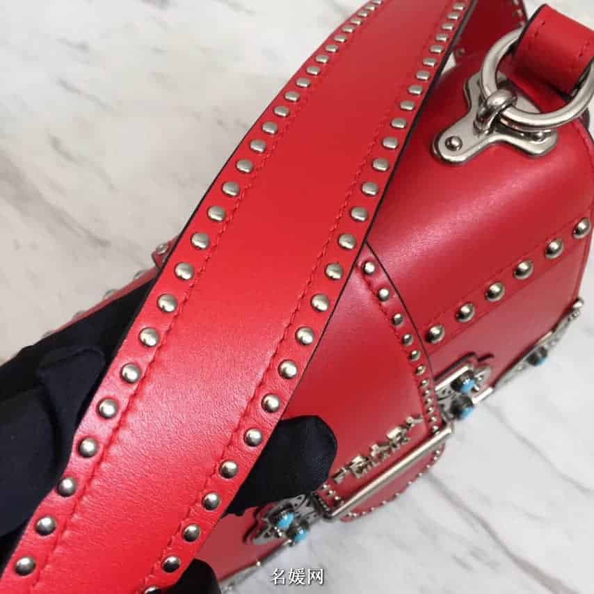 PRADA/普拉达 18新款铆钉装饰拼色 Cahier手袋  1BD045 七色
