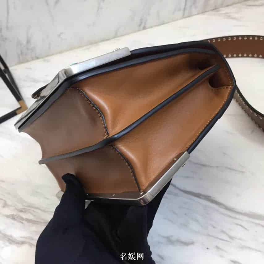 PRADA/普拉达 18新款铆钉装饰拼色 Cahier手袋  1BD045 七色