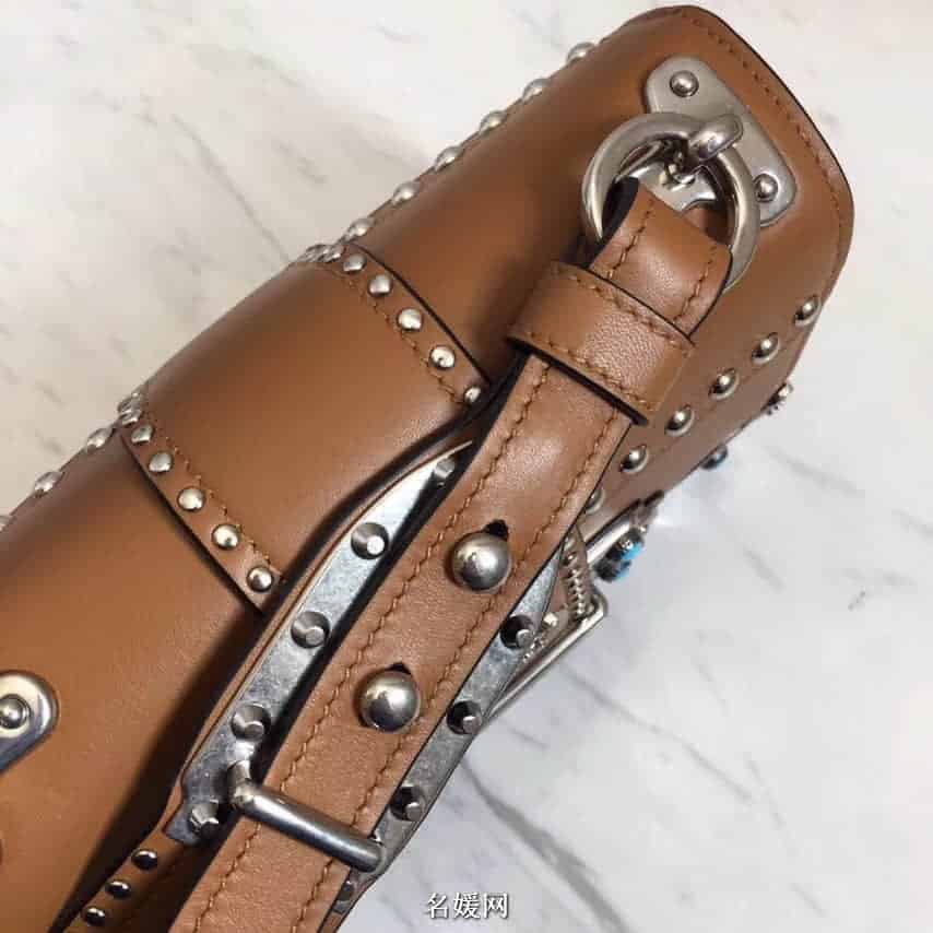 PRADA/普拉达 18新款铆钉装饰拼色 Cahier手袋  1BD045 七色