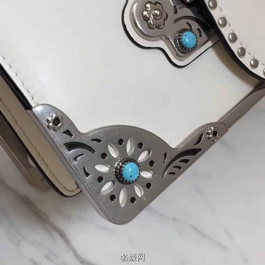 PRADA/普拉达 18新款铆钉装饰拼色 Cahier手袋  1BD045 七色