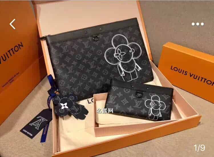 LV/路易威登 18新款Pochette Apollo Vivienne太阳花手机包卡包零钱包M62897
