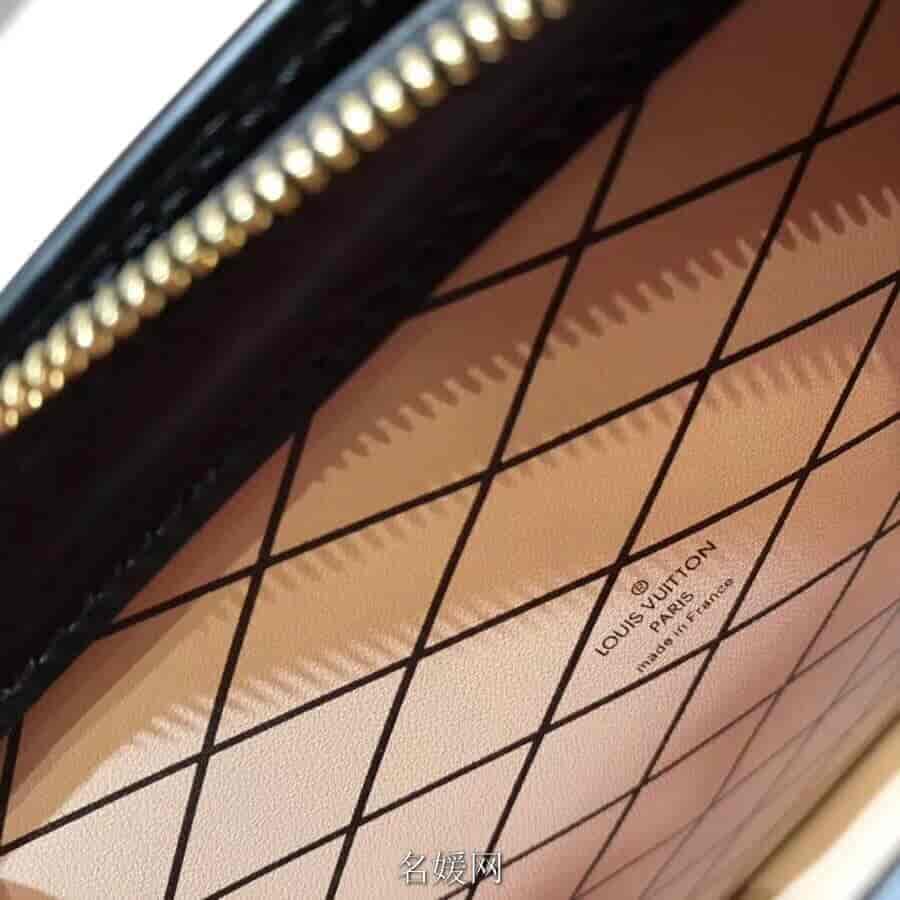 LV/路易威登 新款 TRUNK 拼色软盒子链条包单肩斜跨包女包 M51697