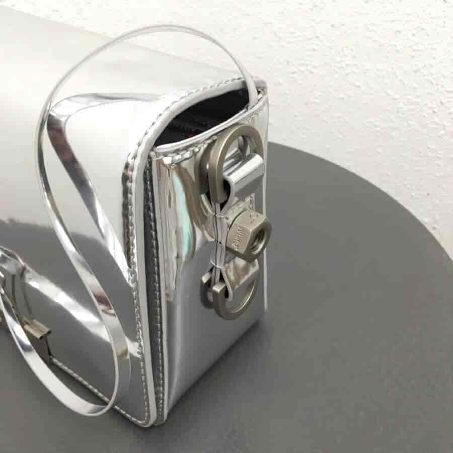 Off-White 18新款 Lognd印字肩带 镜子银斜挎包 5512 5509