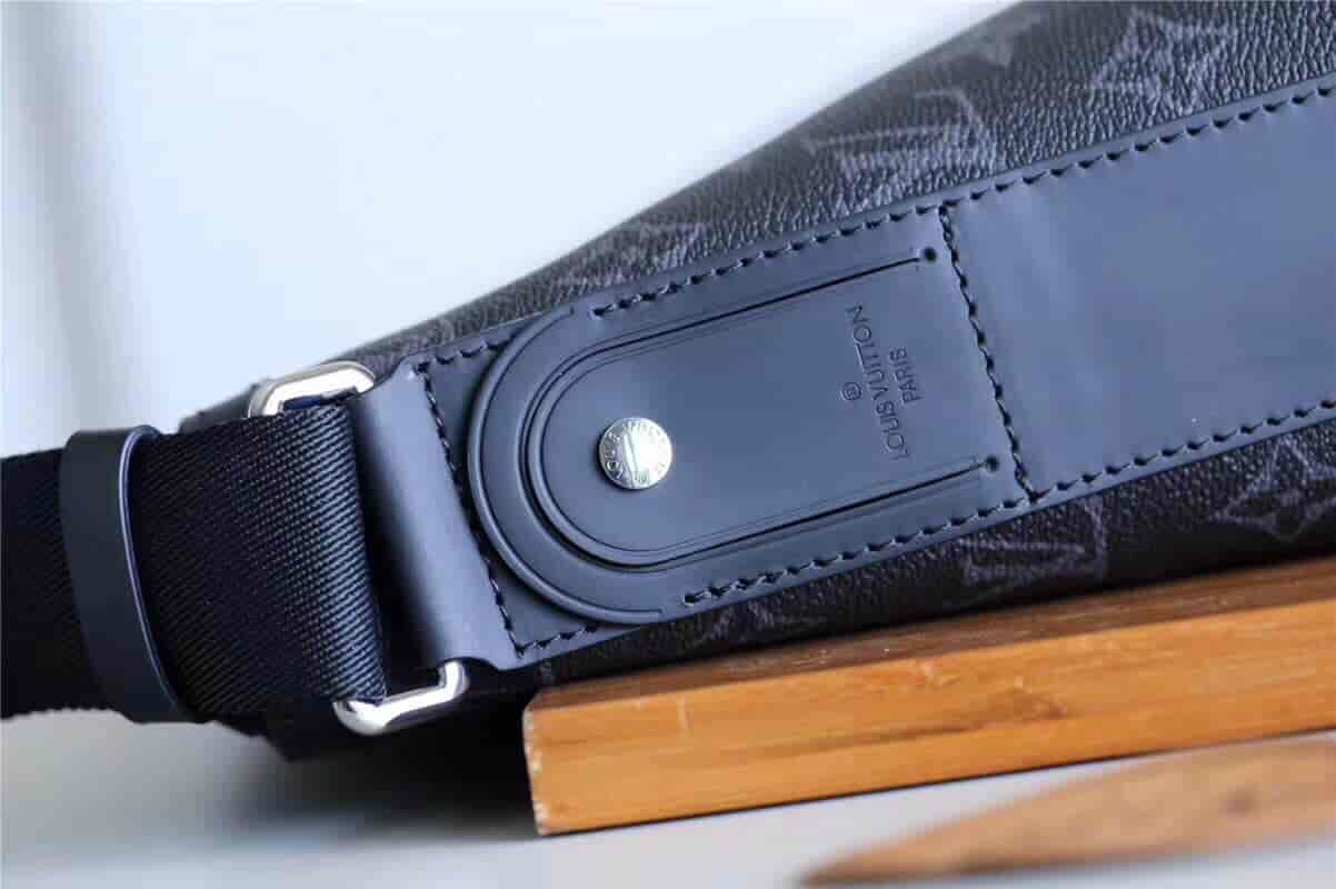 LV/路易威登 18新款 Odyssey邮差包 M44223 M44224