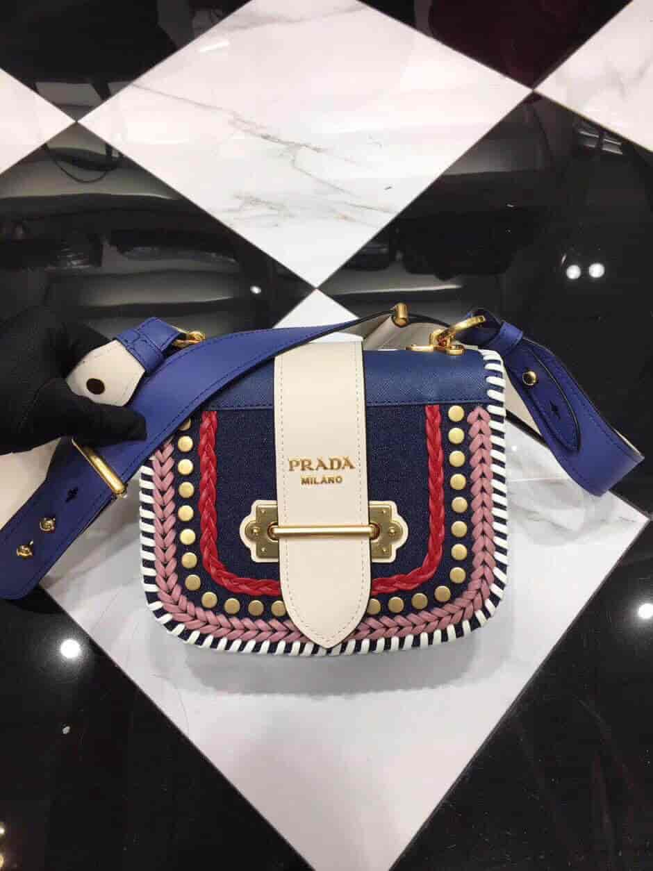 PRADA/普拉达 Pionnière小牛皮拼牛仔布手袋 1BD074