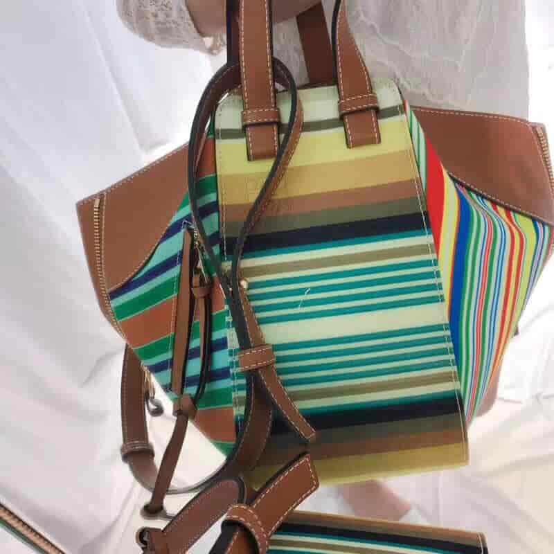 LOEWE/罗意威 18新款彩布条纹Hammock small bag吊床包