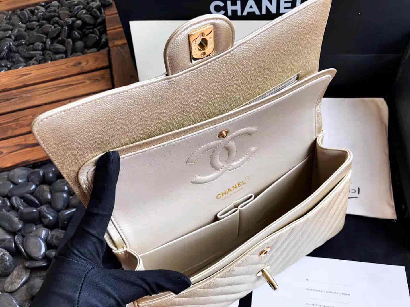 Chanel香奈儿18新款 香槟金鱼子酱1112V型单肩斜挎包