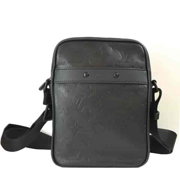 LV/路易威登 18ss新款 全皮压花Danube男士挎包相机包 M43681