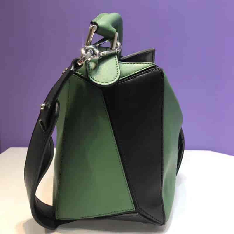 LOEWE/罗意威 Puzzle Bag Forest Green/White/Black