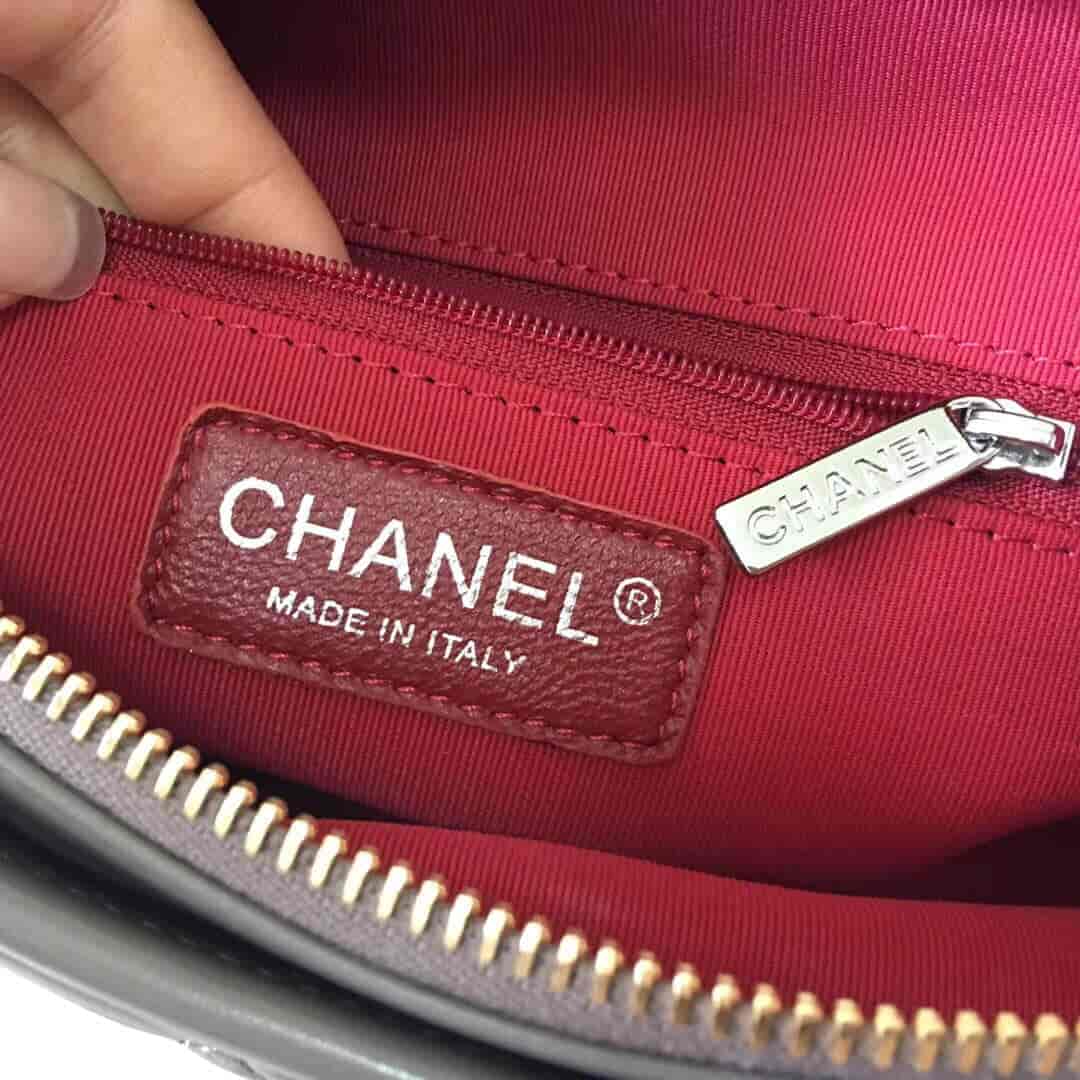 Chanel/香奈儿18年新款大象灰GABRIELLE中号流浪包 新色