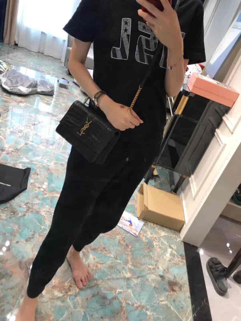 圣罗兰/ysl SUNSET小号压花鳄鱼纹翻盖包 515822