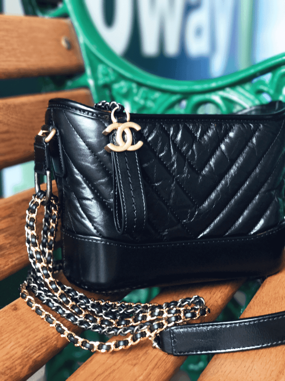 ?香奈儿Chanel 18秋冬新款 V纹 GABRIELLE 小号流浪包 ?