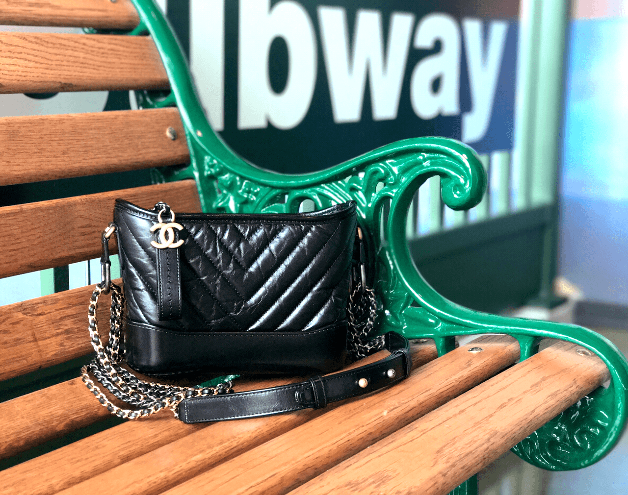 ?香奈儿Chanel 18秋冬新款 V纹 GABRIELLE 小号流浪包 ?