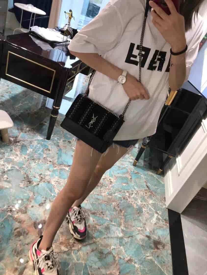 圣罗兰ysl SUNSET 中号饰钉黑色真皮麂皮包 470426