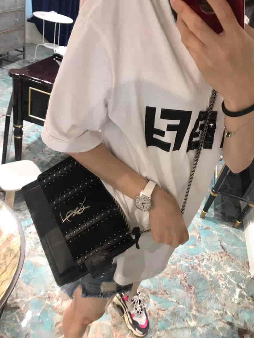 圣罗兰ysl SUNSET 中号饰钉黑色真皮麂皮包 470426