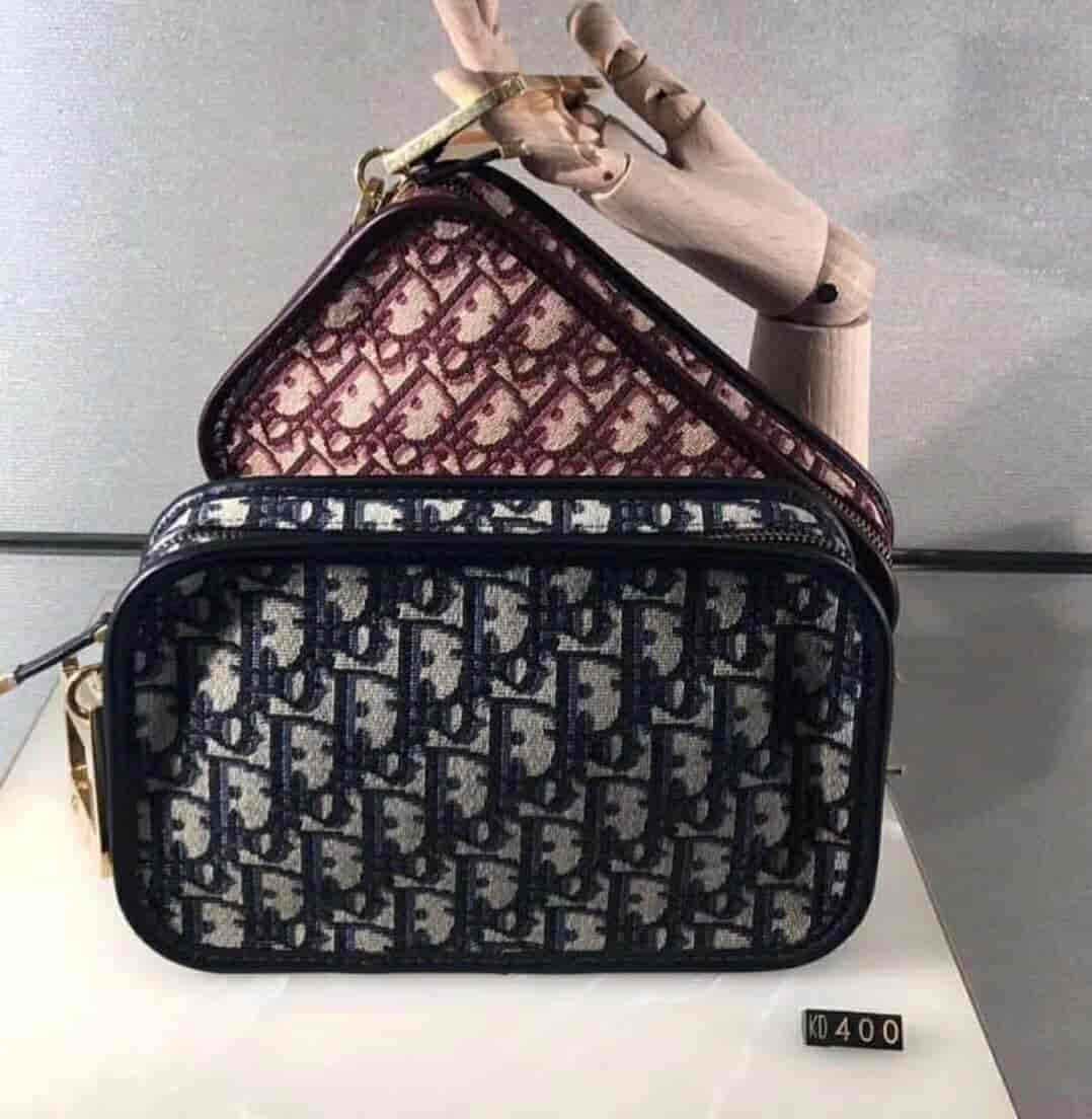 Dior/迪奥 Oblique系列D字扣五金复古相机包