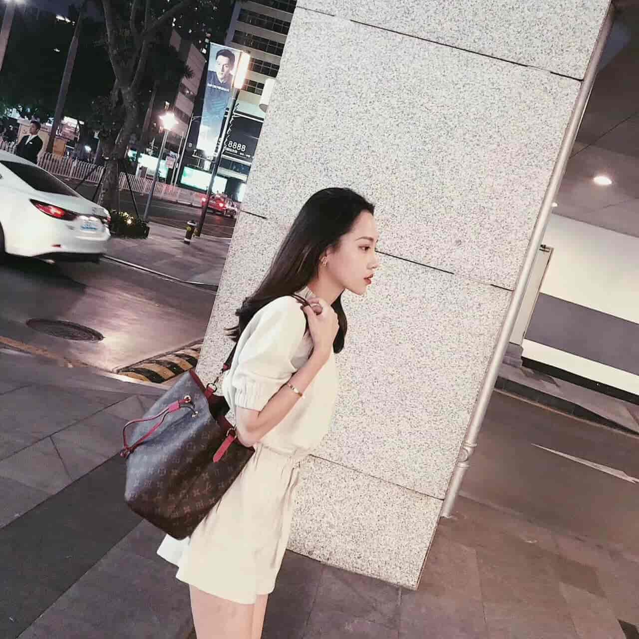 ?入手第一个奢侈品包丨是Lv水桶包NOENOE