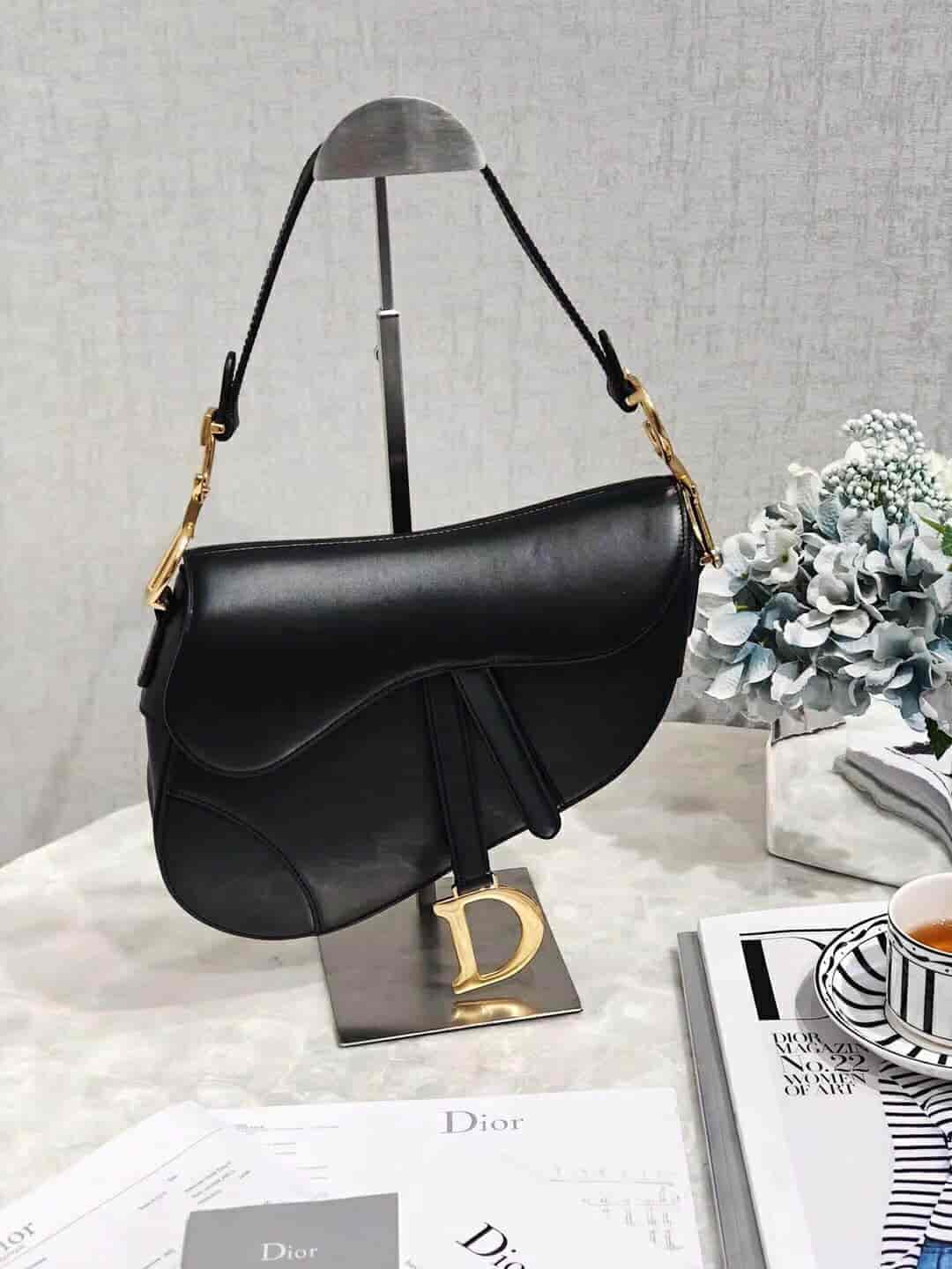 Dior/迪奥 SADDLE小牛皮手提马鞍包 M0446