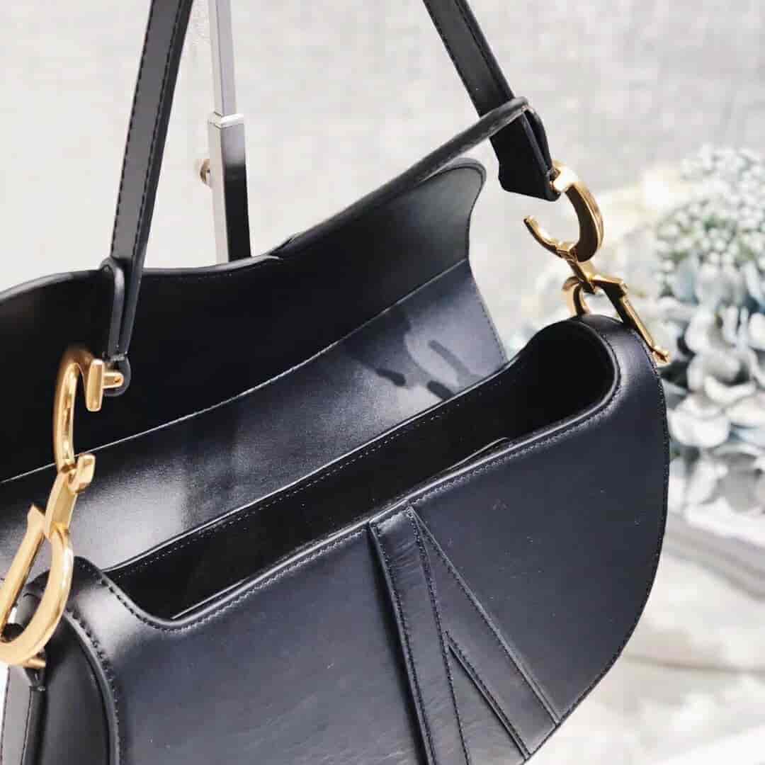 Dior/迪奥 SADDLE小牛皮手提马鞍包 M0446