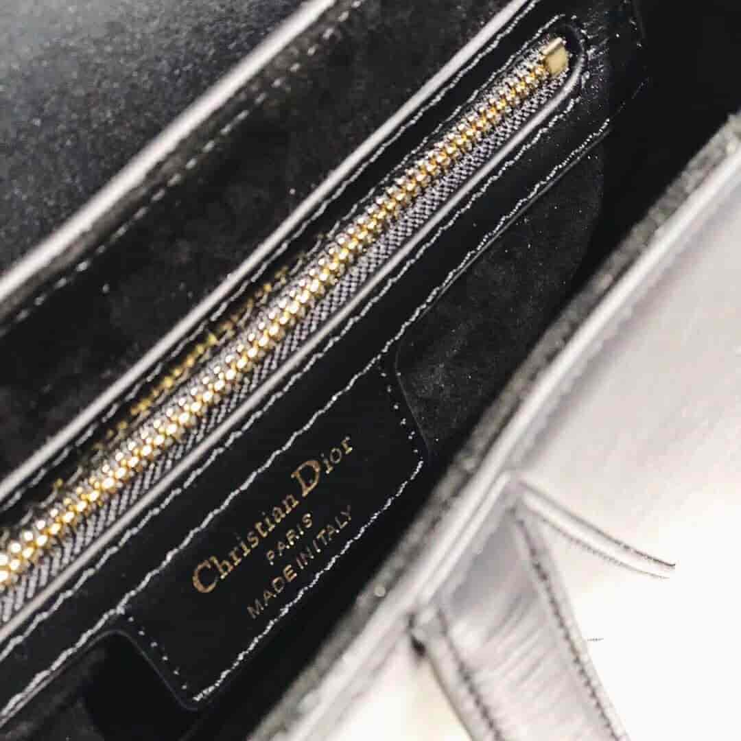 Dior/迪奥 SADDLE小牛皮手提马鞍包 M0446