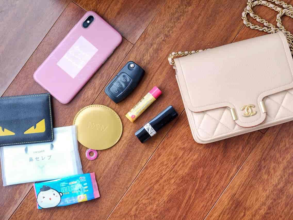 chanel2018方形woc嗲嗲可爱的裸粉色