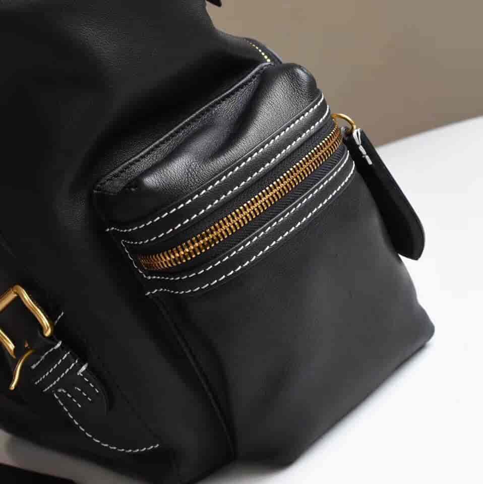 巴宝莉 The Rucksack 大号缉明线皮革军旅背包40648591