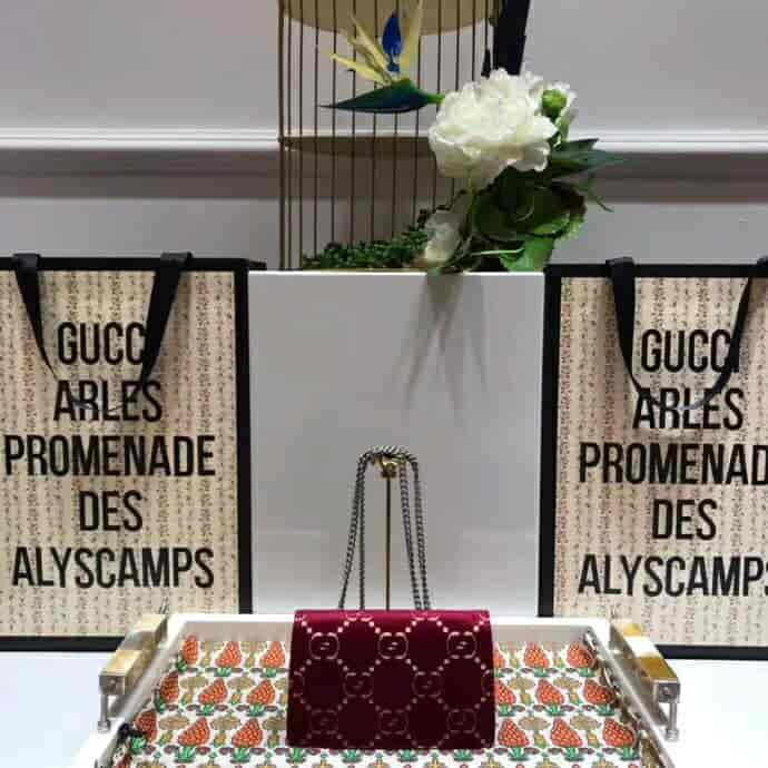 Gucci/古奇 Dionysus系列GG天鹅绒超迷你链条包 476432