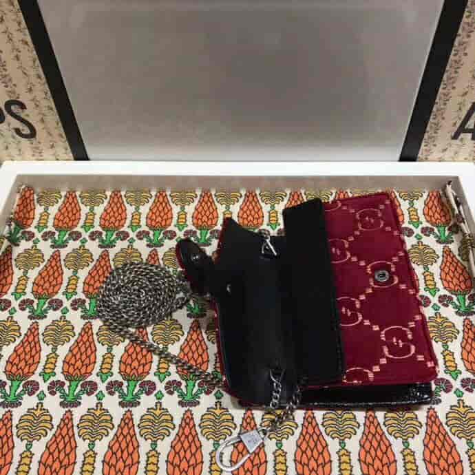 Gucci/古奇 Dionysus系列GG天鹅绒超迷你链条包 476432