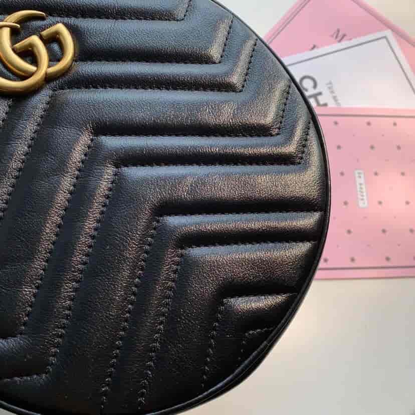 Gucci/古驰 GG Marmont系列全皮圆形迷你肩背包 550154