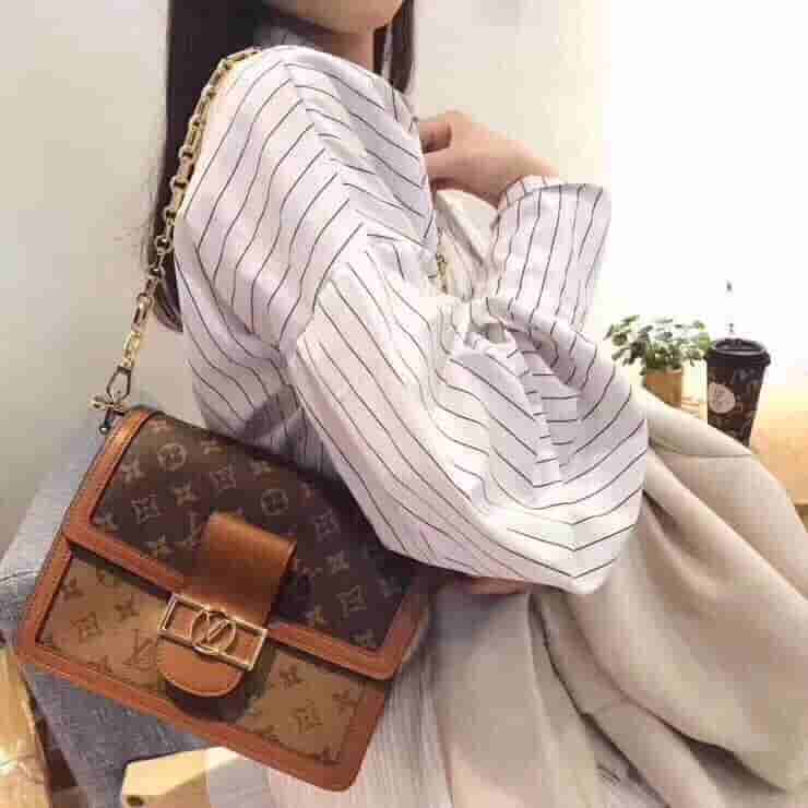 LV Dauphine手袋 链条单肩斜挎邮差包 M44391